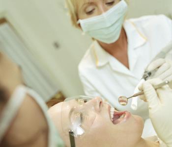 HK dentist offers pain free dental treatment