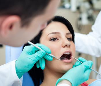 Your Hong Kong dentist reviews reasons to seek treatment for gum disease