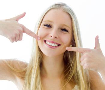 What treatments may be done in a full mouth smile makeover in central HK?